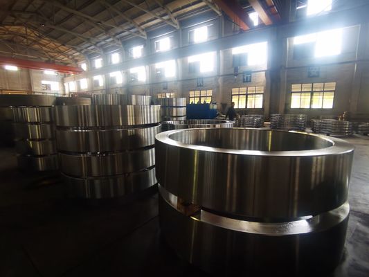 การรักษาความร้อน QT แหวนเหล็กโกง ให้ความแม่นยําขนาด 1000 ถึง 7800 มม เหมาะสําหรับโครงสร้างและอุตสาหกรรมภาระหนัก