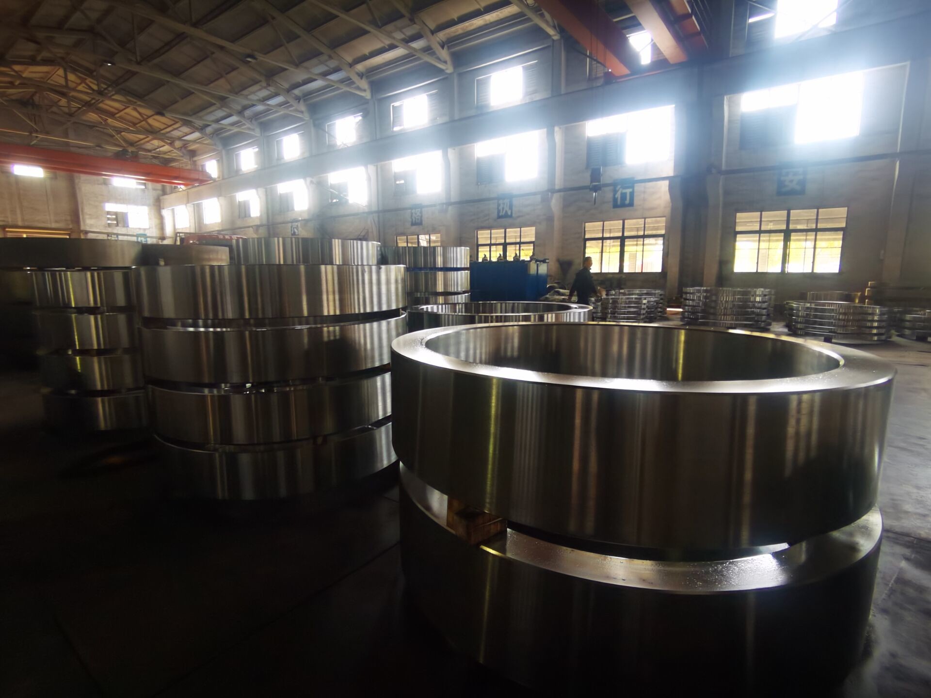 การรักษาความร้อน QT แหวนเหล็กโกง ให้ความแม่นยําขนาด 1000 ถึง 7800 มม เหมาะสําหรับโครงสร้างและอุตสาหกรรมภาระหนัก